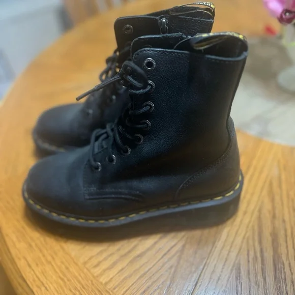 Jadon III Dr. Martens | Worn once - Picture 2 of 5